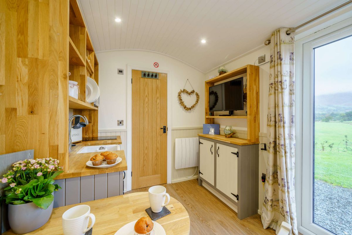 Blencathra Shepherds Hut, listing photograph 9