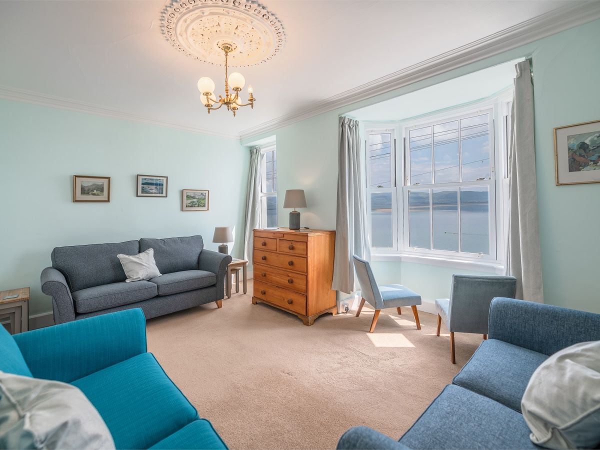 1 Glandwr, listing photograph 2