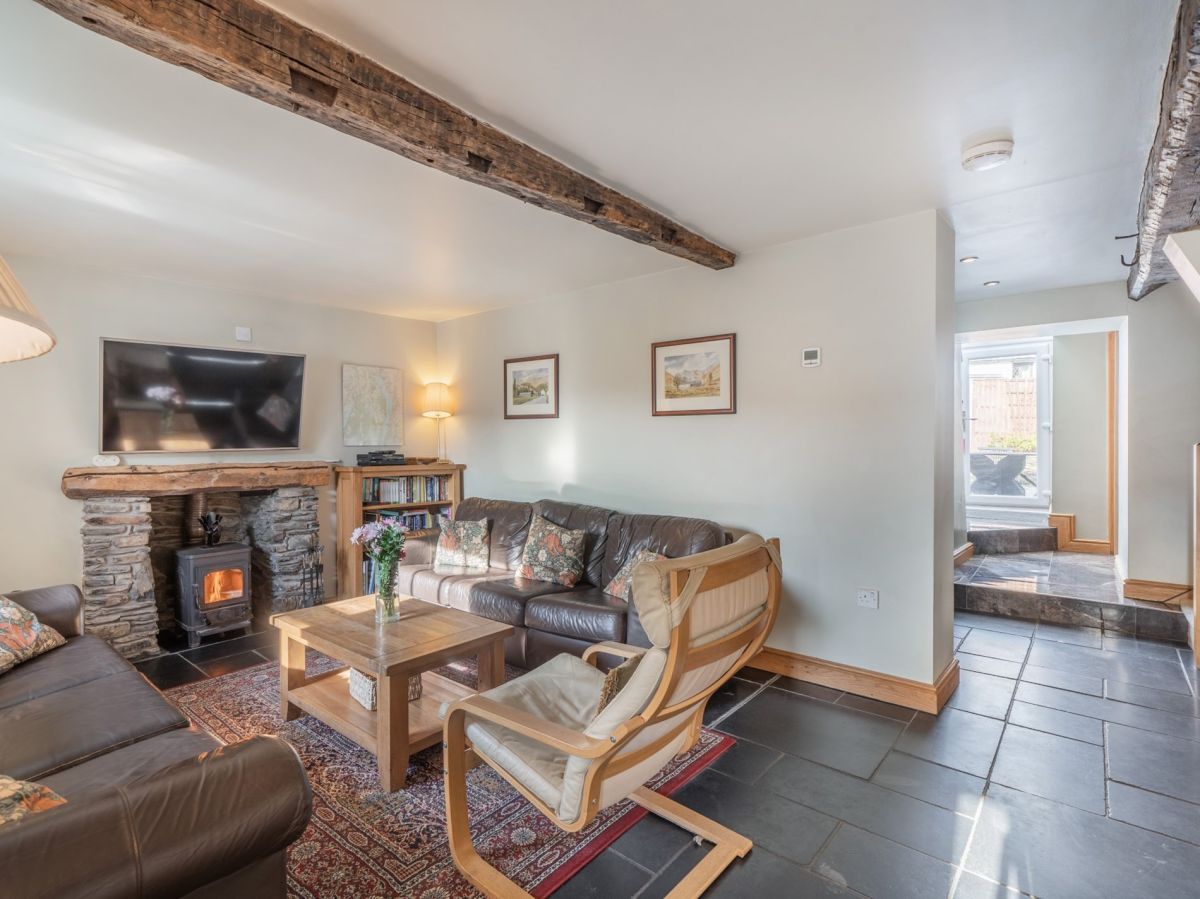 Honeysuckle - Hawkshead, listing photograph 4