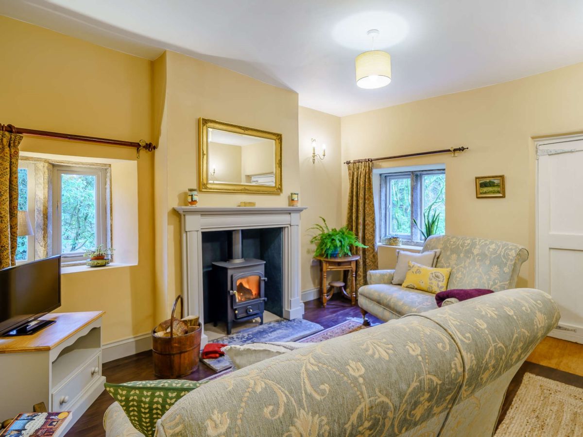 Red How Lodge, listing photograph 2