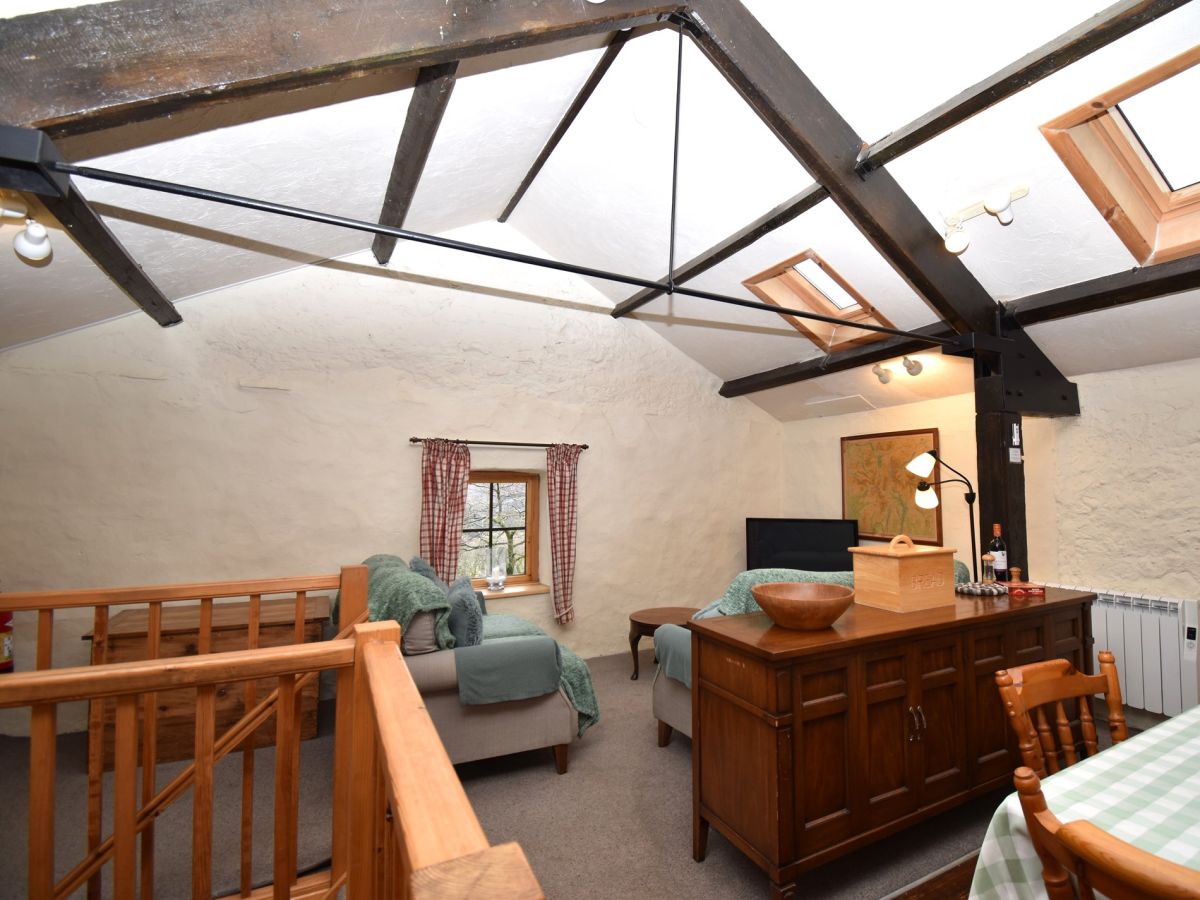 Bank Barn, listing photograph 4