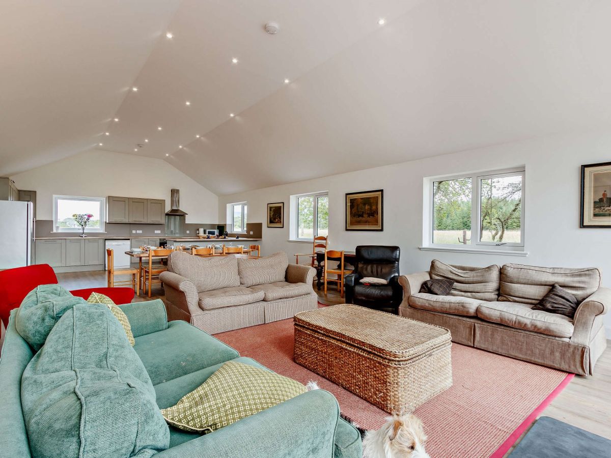 Ivy Cottage - Kilmonivaig, listing photograph 3