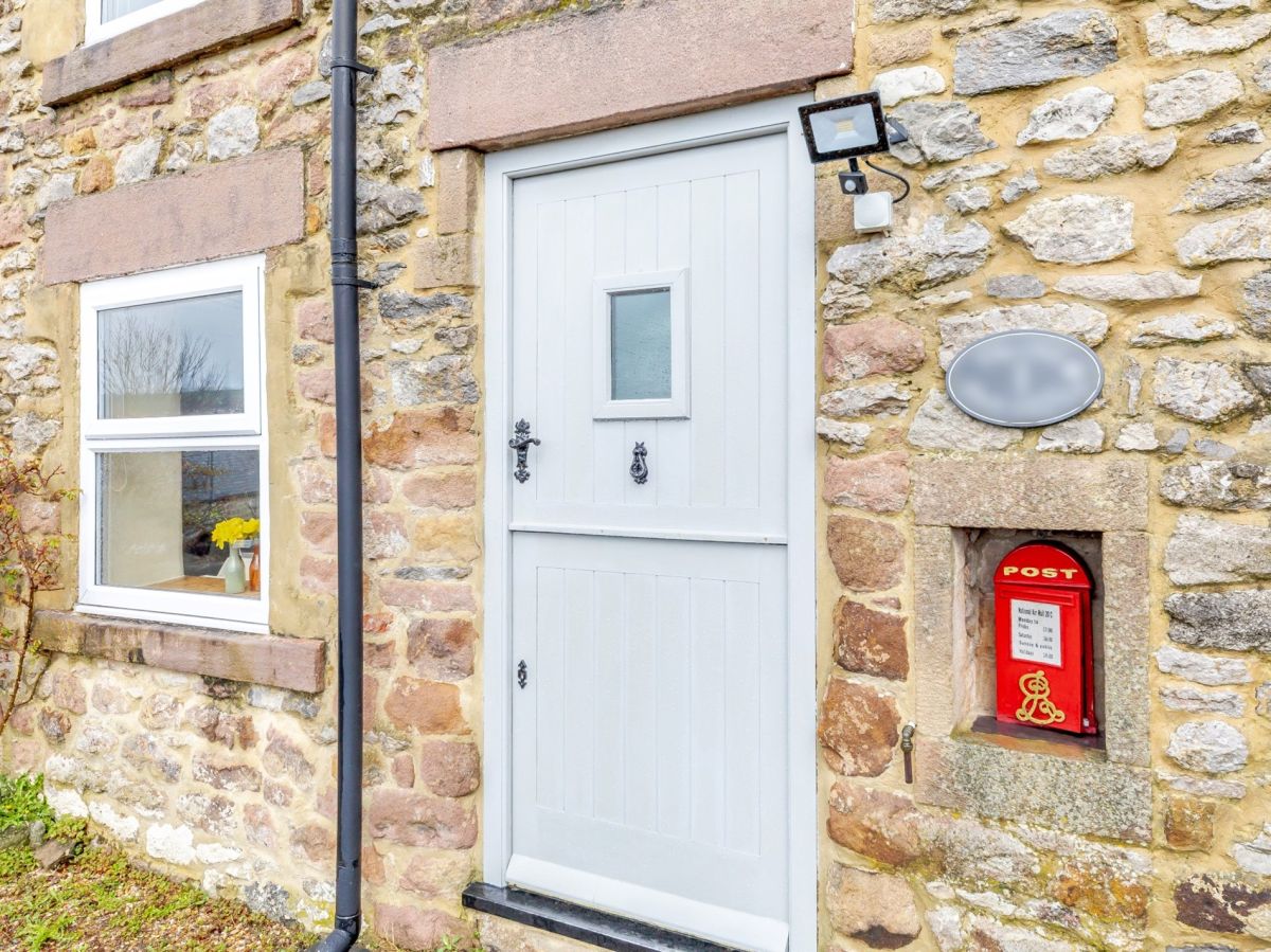 The Old Post Office Bolehill, listing photograph 2