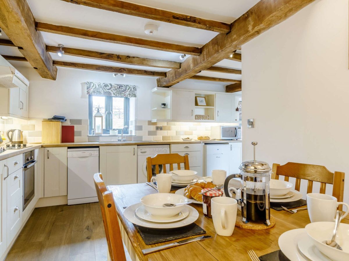 Rye Barn Llanilid, listing photograph 7
