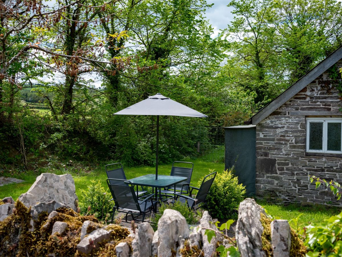 Trewalkin Barn, listing photograph 2