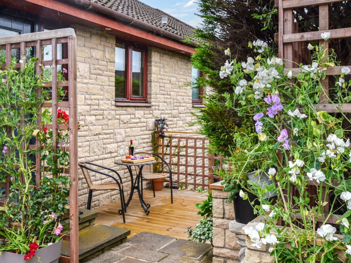 Gartwhinzean Cottage, listing photograph 2