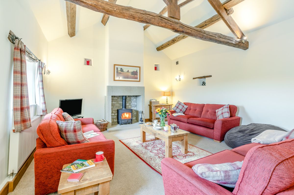 Littonfields Barn, listing photograph 4