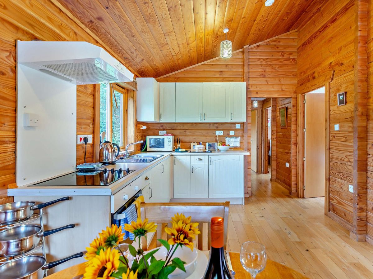 Dailfearn Chalet, listing photograph 6