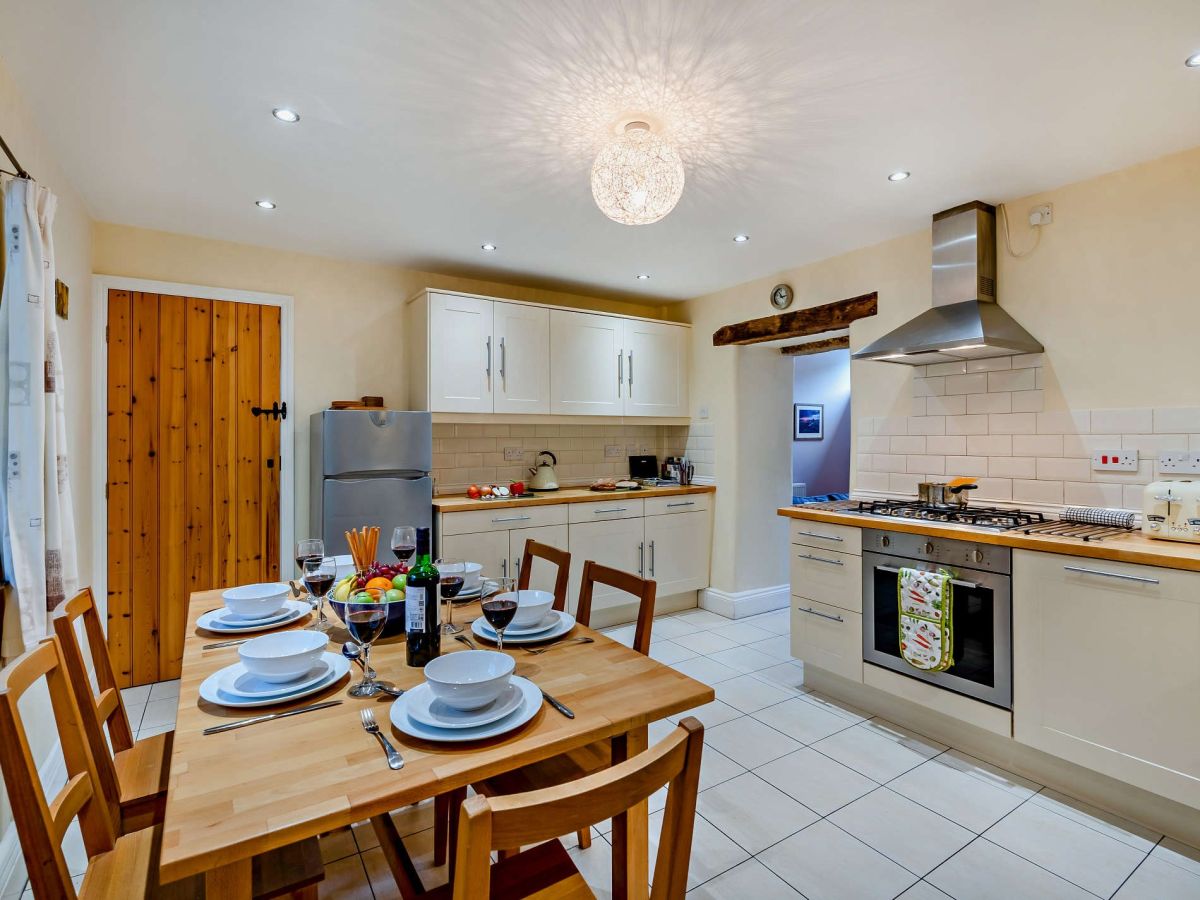 Glen House, listing photograph 3