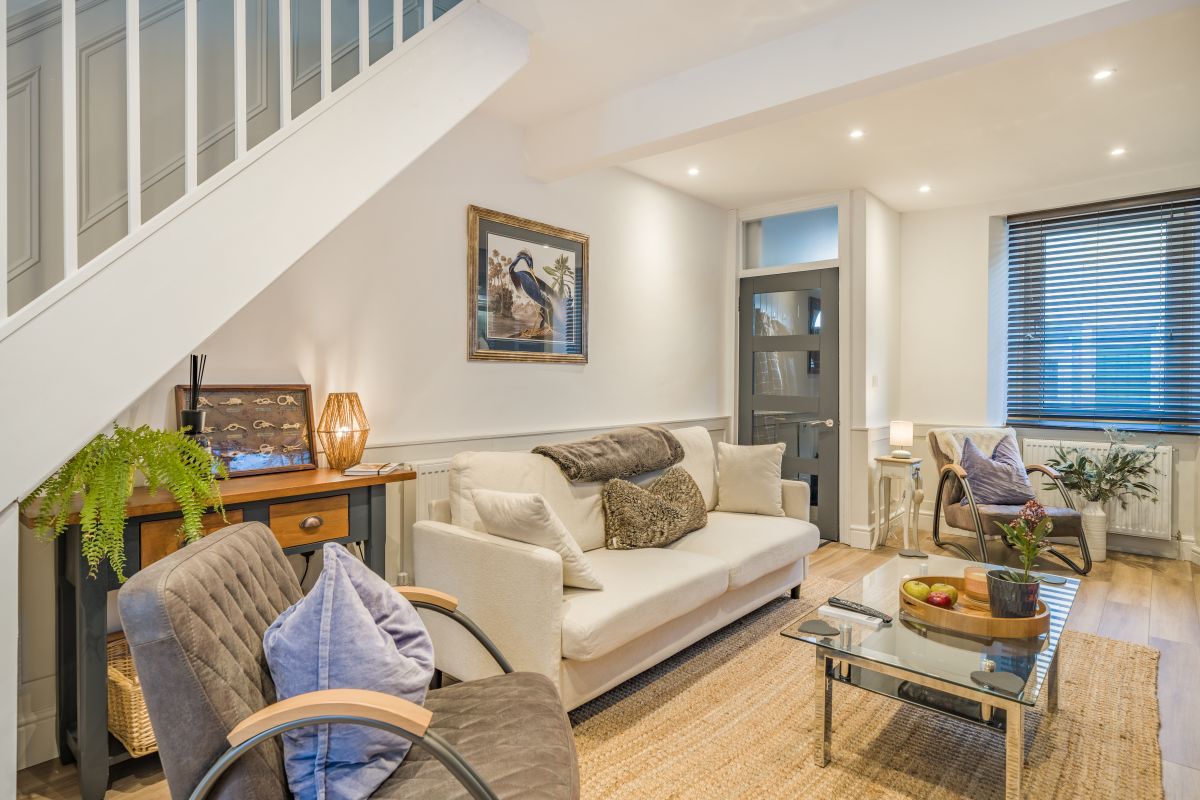 May Townhouse, listing photograph 4