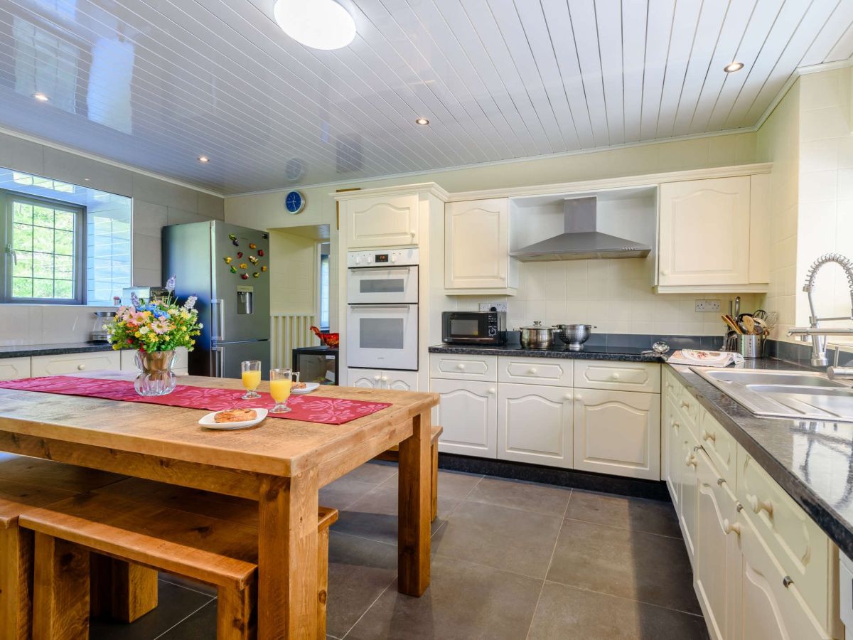 Southwood Chase, listing photograph 12