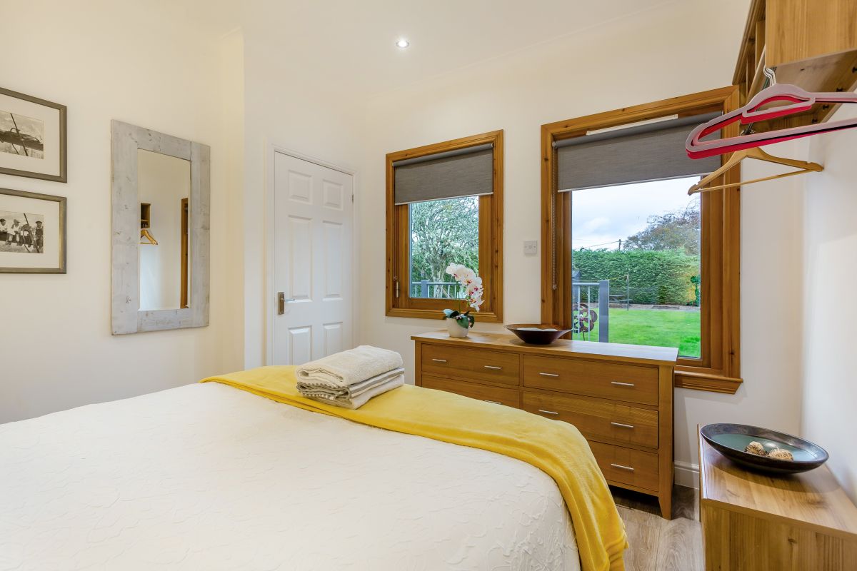 Lodge on the Hill, listing photograph 12