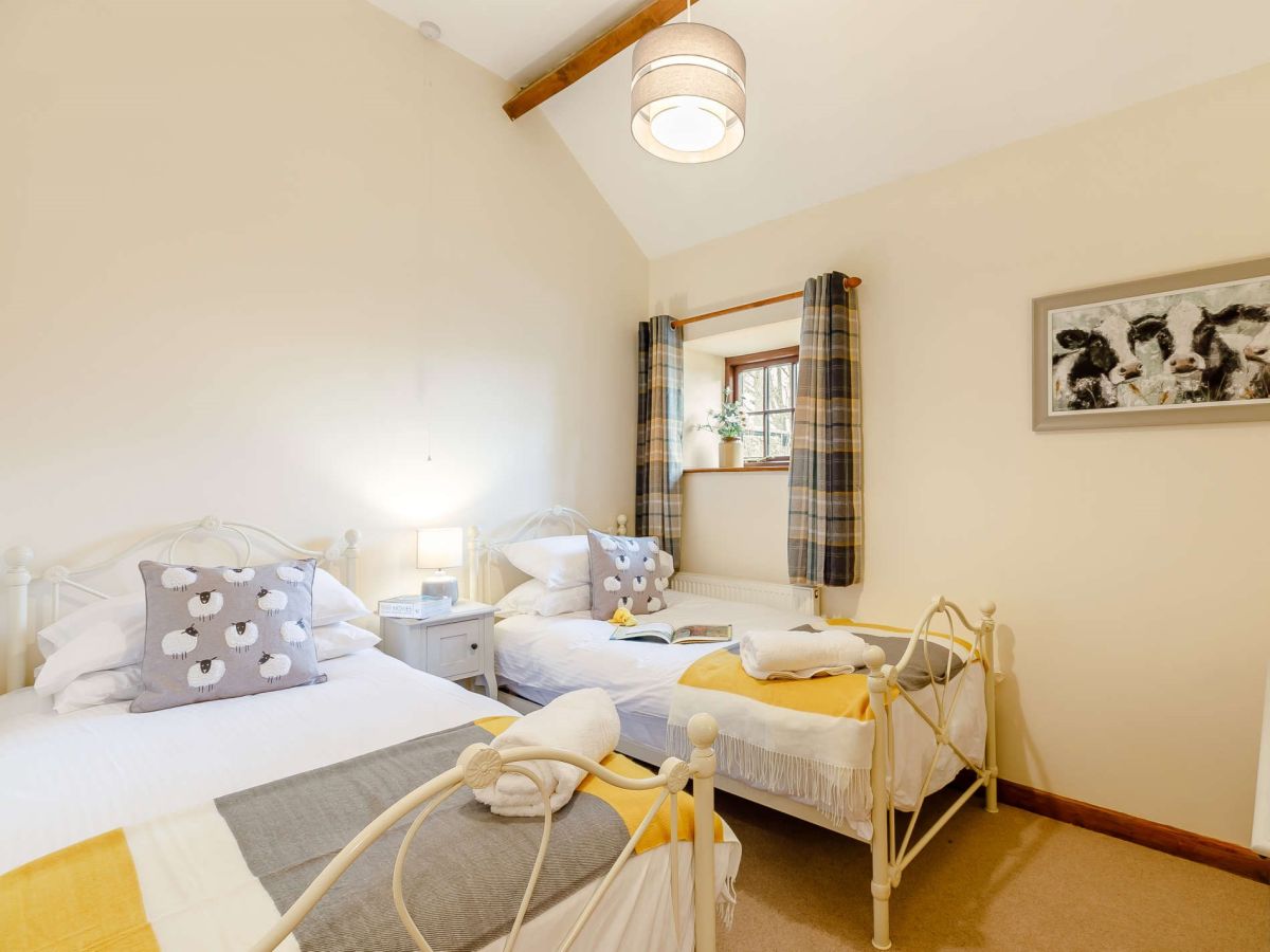 Barn Cottage - Lathkil Dale, listing photograph 11