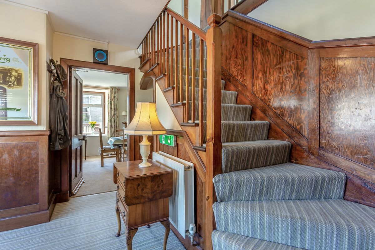 Granite Cottage, listing photograph 7