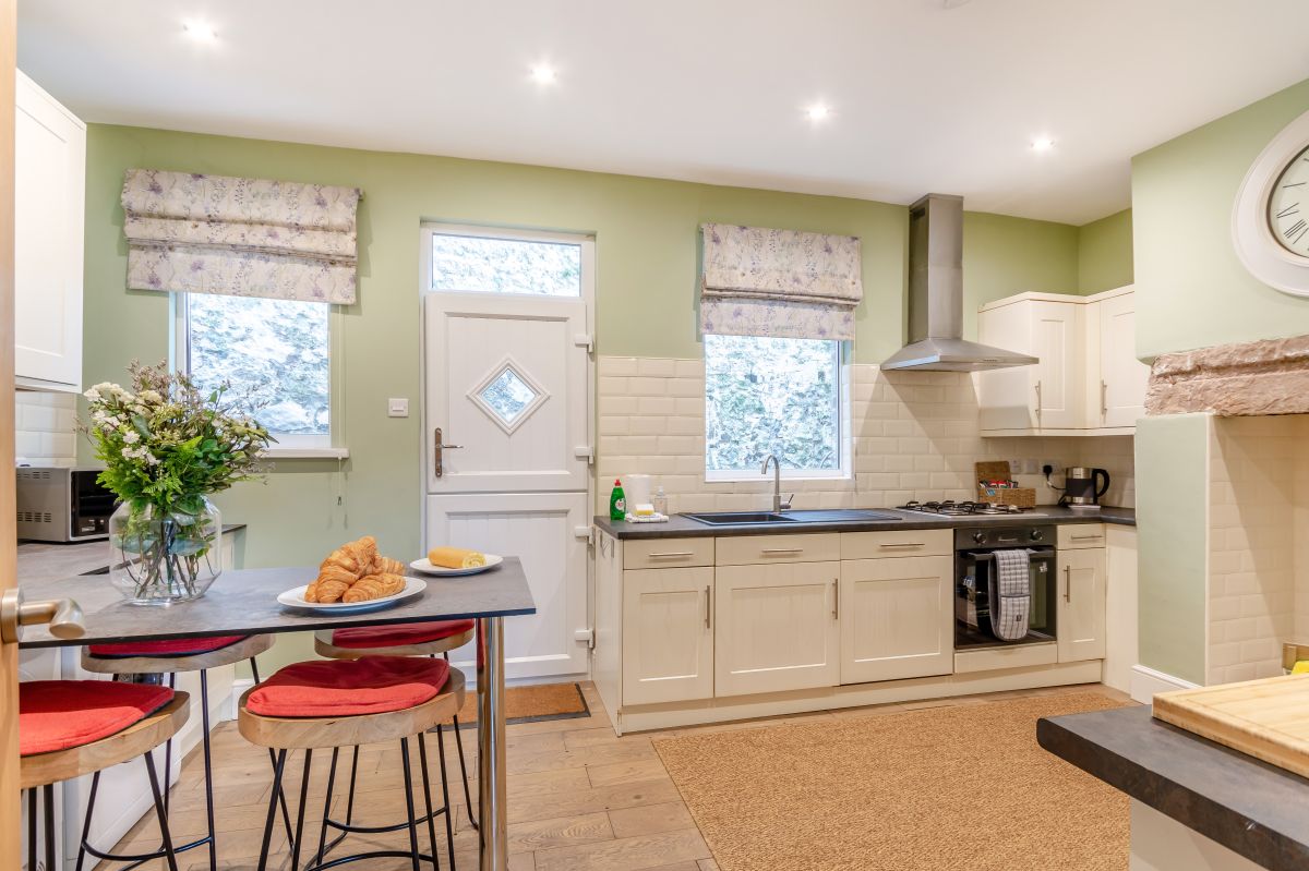 The Coopers Cottage, listing photograph 7