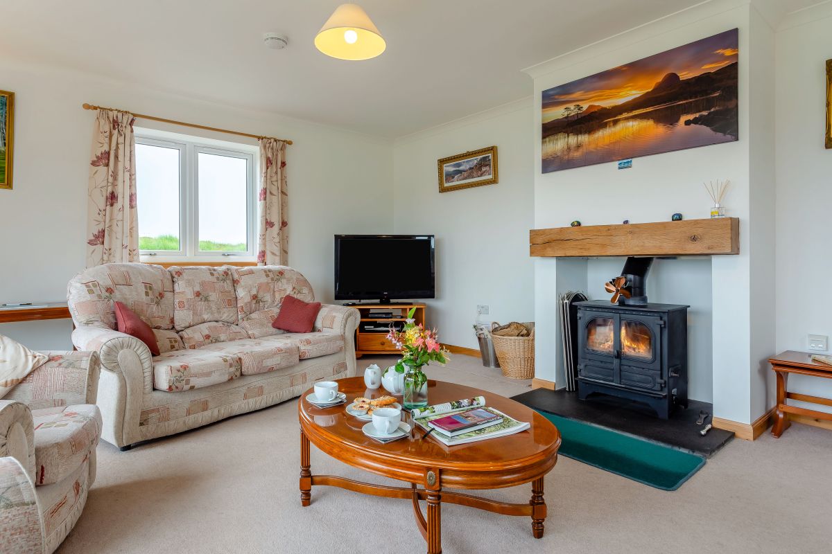 Fearna Cottage, listing photograph 9