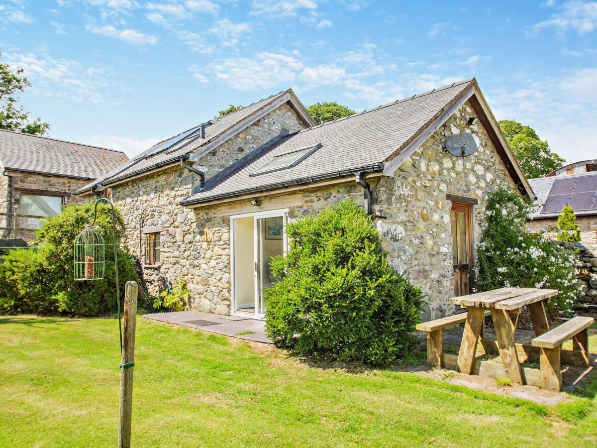 Glyn Bach Farm Cottage