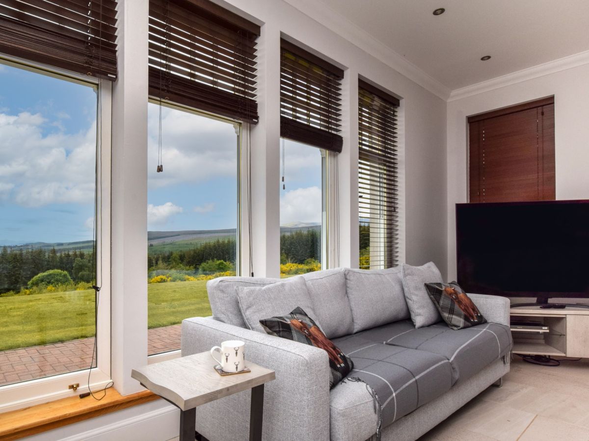 New Lodge - Swordale, listing photograph 4