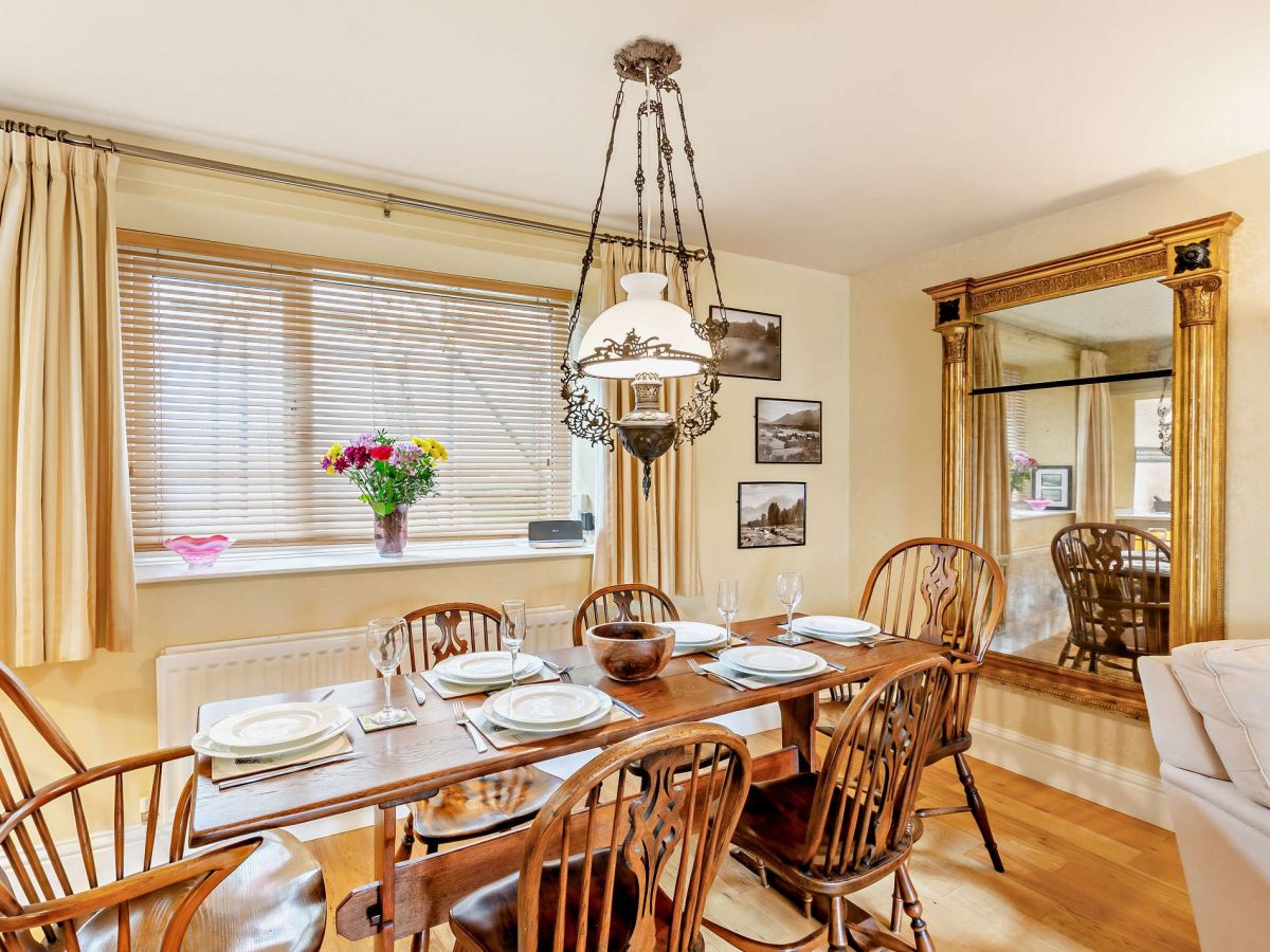 High Corner Cottage, listing photograph 3
