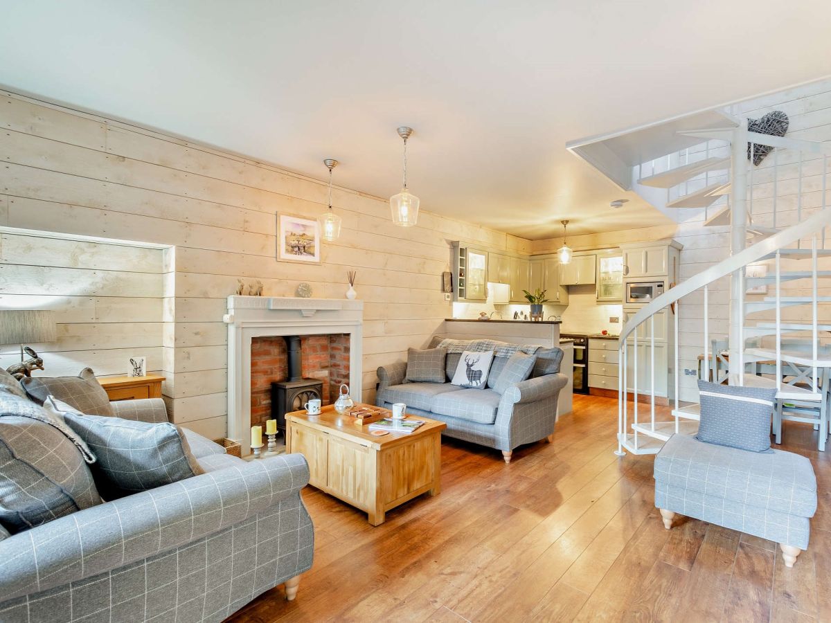 Corner Cottage - Kirkby Lonsdale, listing photograph 3