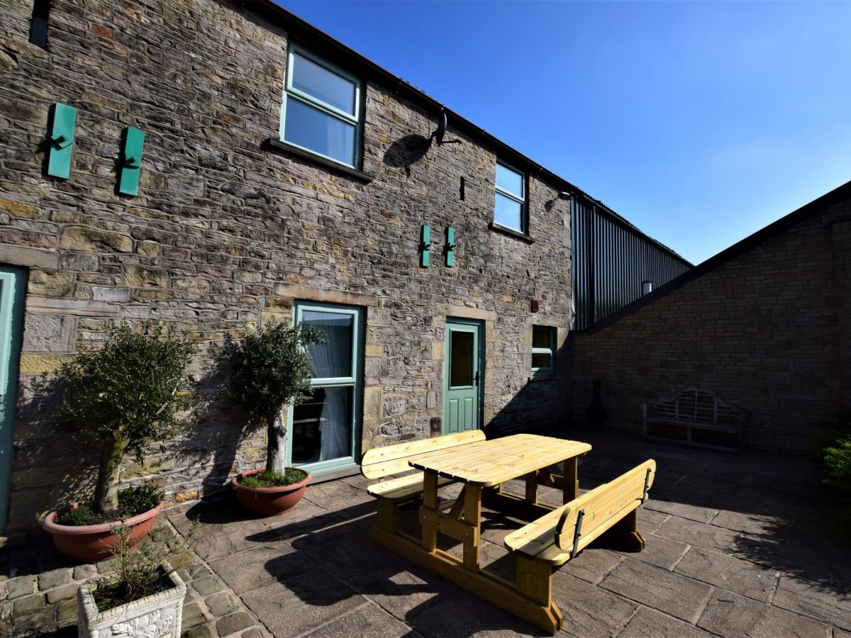 Our Spring Cottage, listing photograph 5