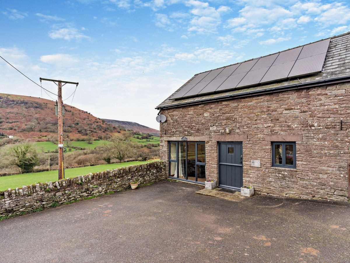 Mawr Well Cottage