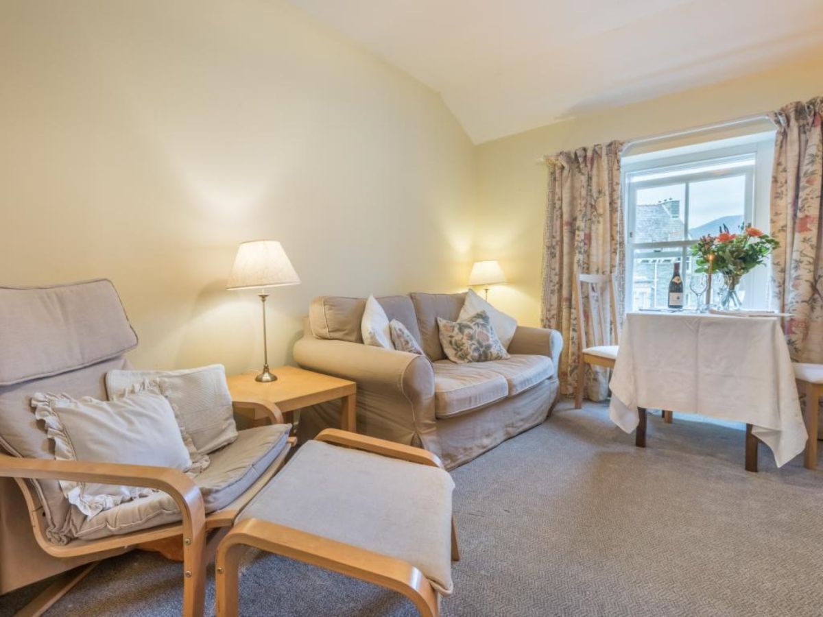 Flat 4 Skiddaw View, listing photograph 2