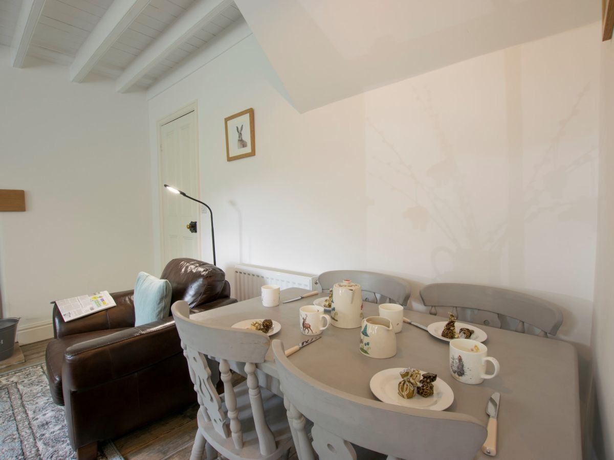 Walden Cottage, listing photograph 9