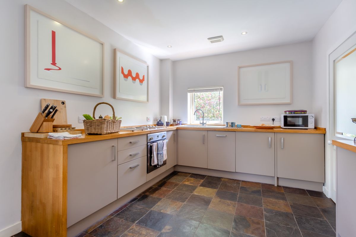 Ard Daraich Garden Cottage, listing photograph 10