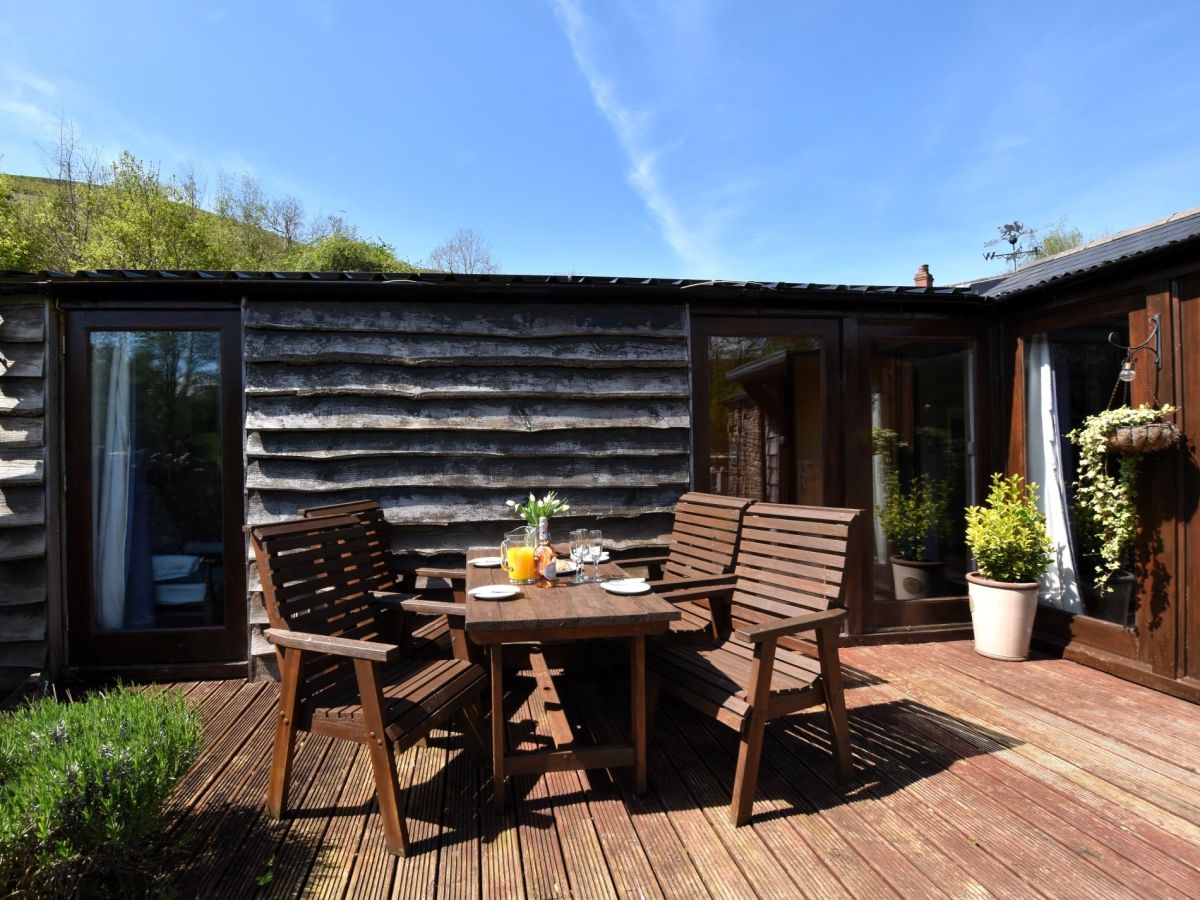 Willow Cottage - Pengenffordd, listing photograph 6