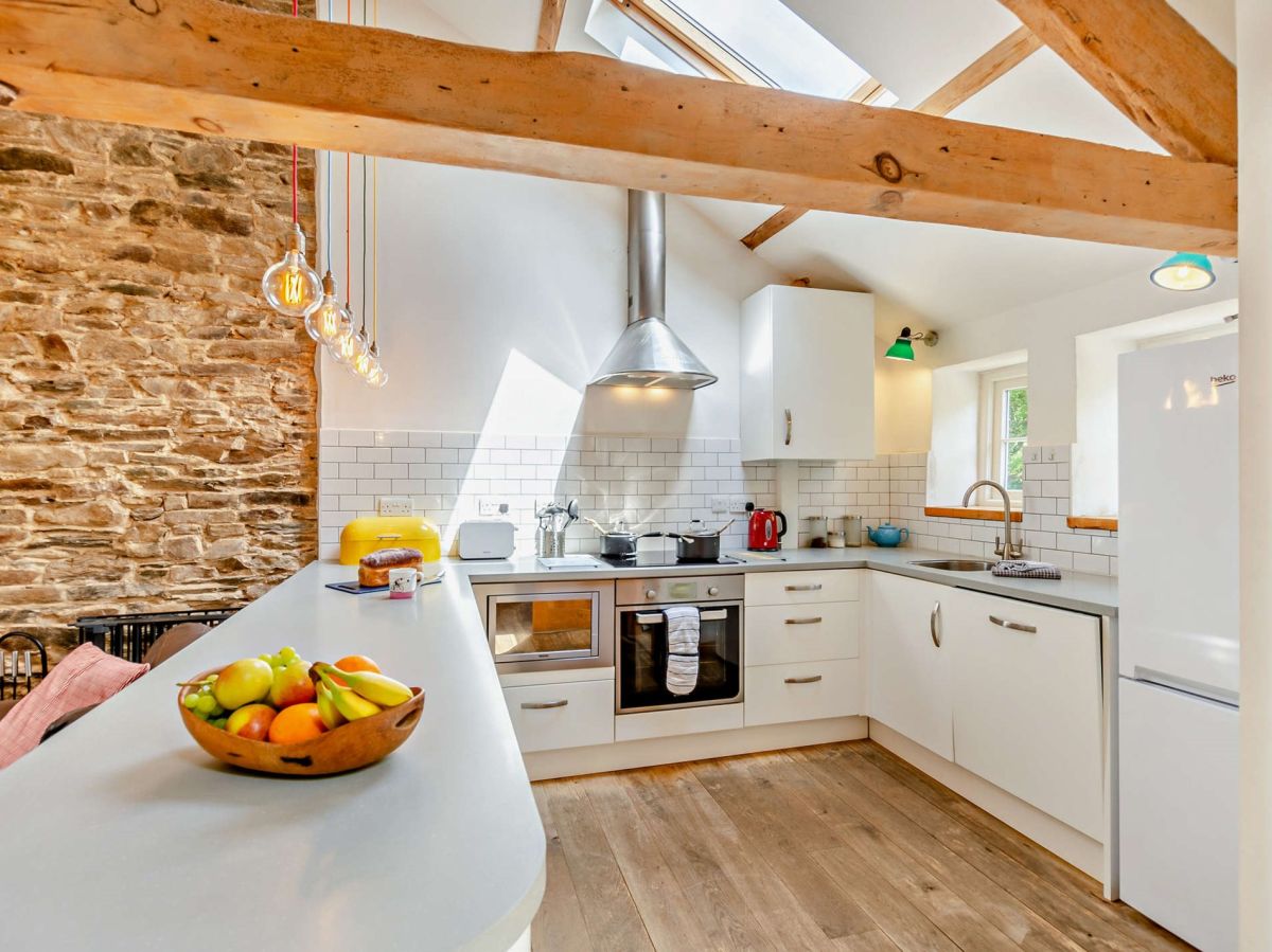 Darling How Cottage, listing photograph 7