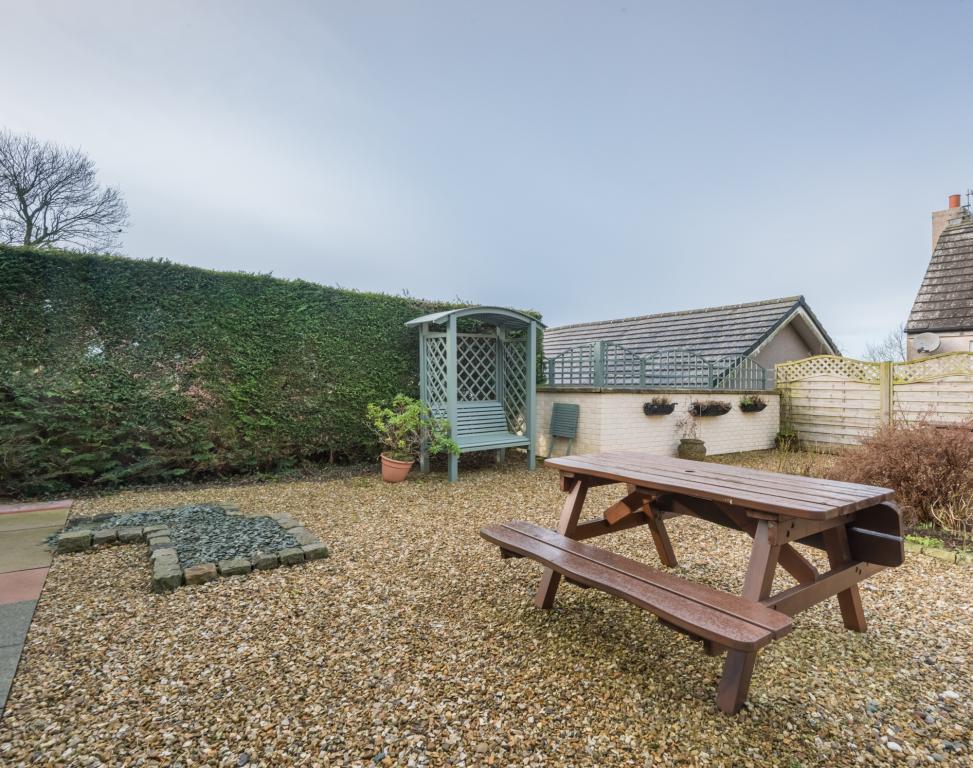 Derwent Apartment, listing photograph 9