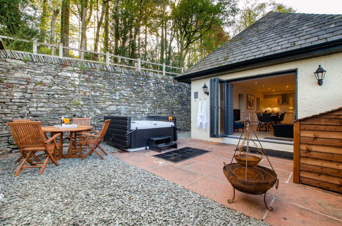 New Lodge @ Applethwaite Hall, listing photograph 12