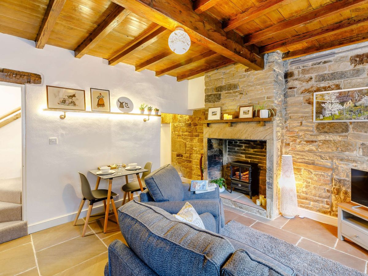 Waterside Cottage - Holmfirth, listing photograph 4