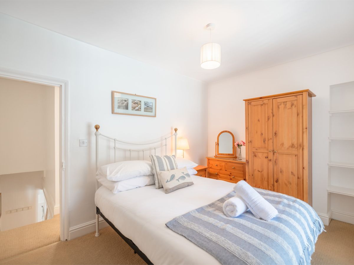 May Cottage - Aberdovey, listing photograph 9