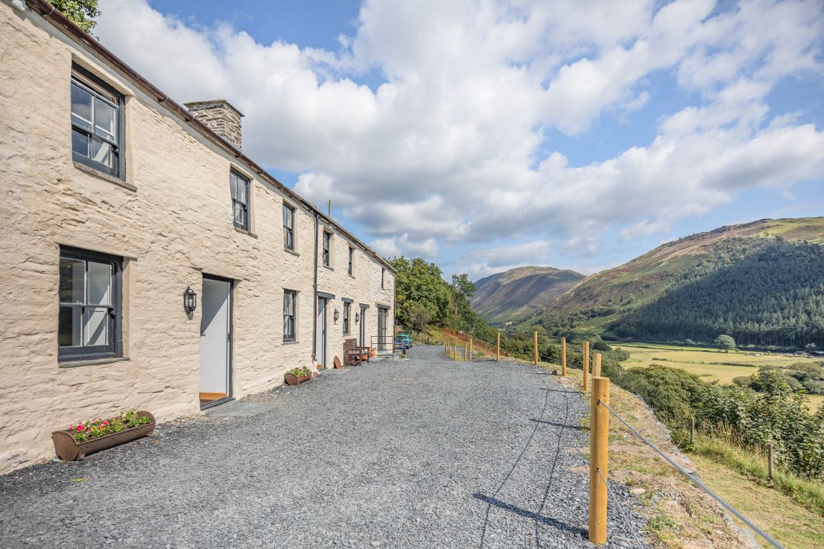 Pen Y Garreg Y Cwrt, listing photograph 6