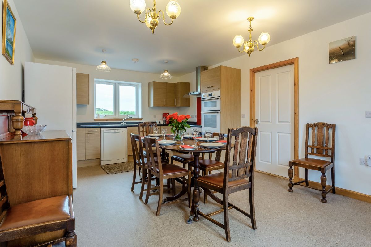 Fearna Cottage, listing photograph 11