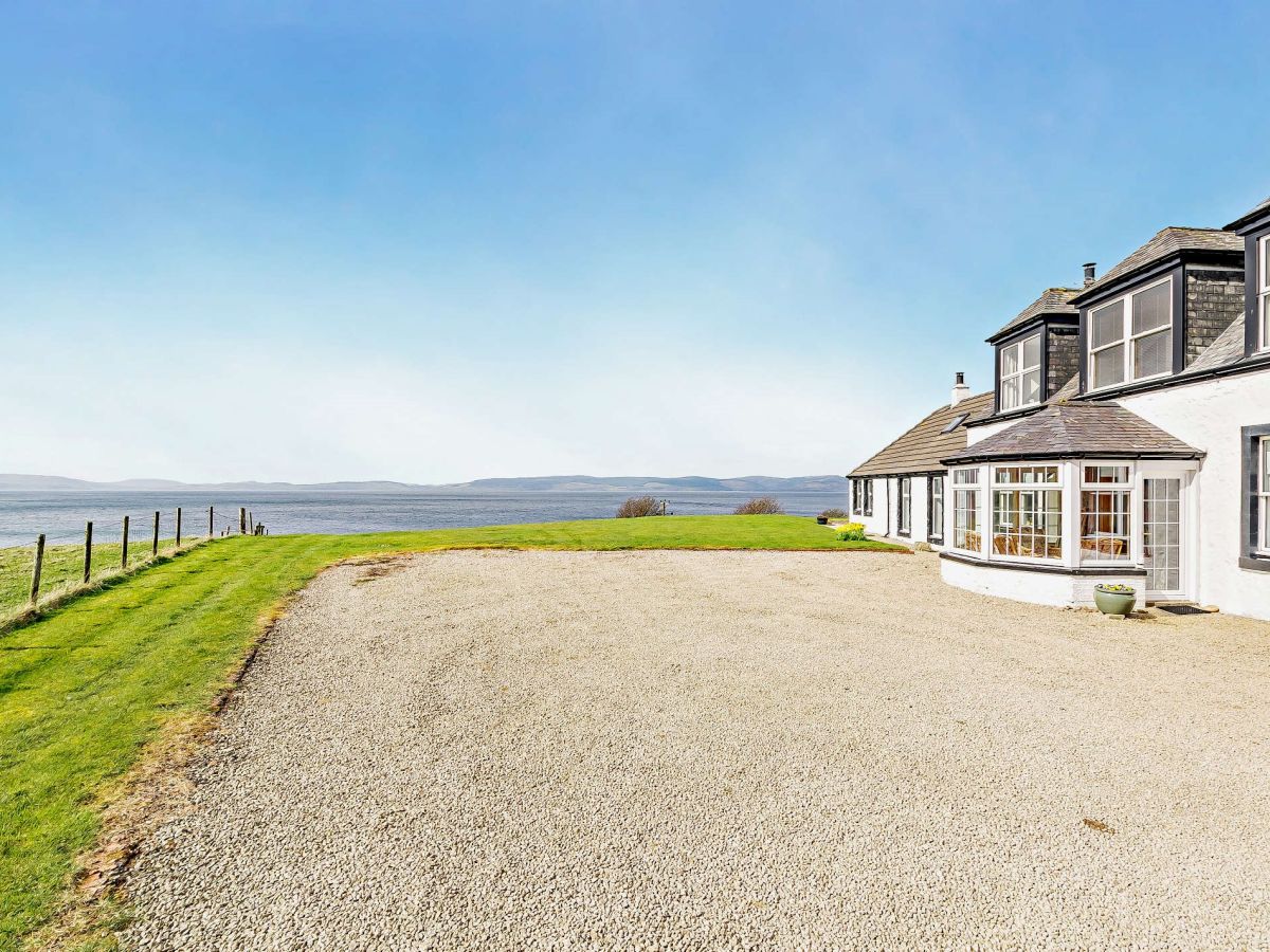 Moinadh Cottage, listing photograph 2