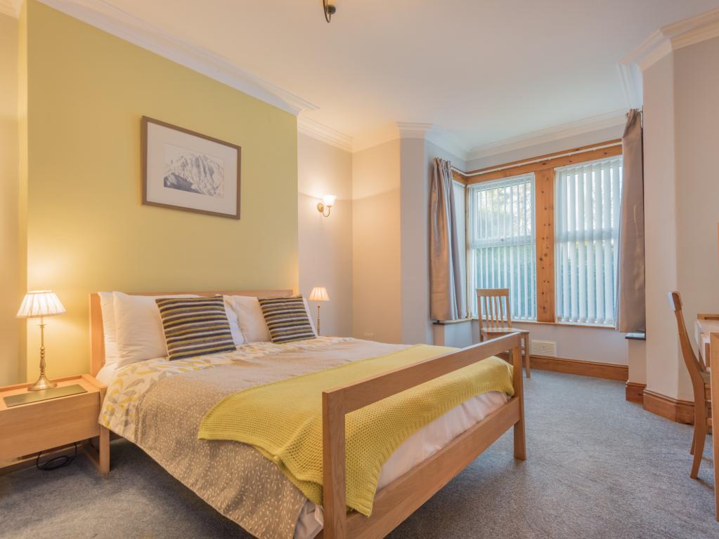 3 Ridgemount, listing photograph 7