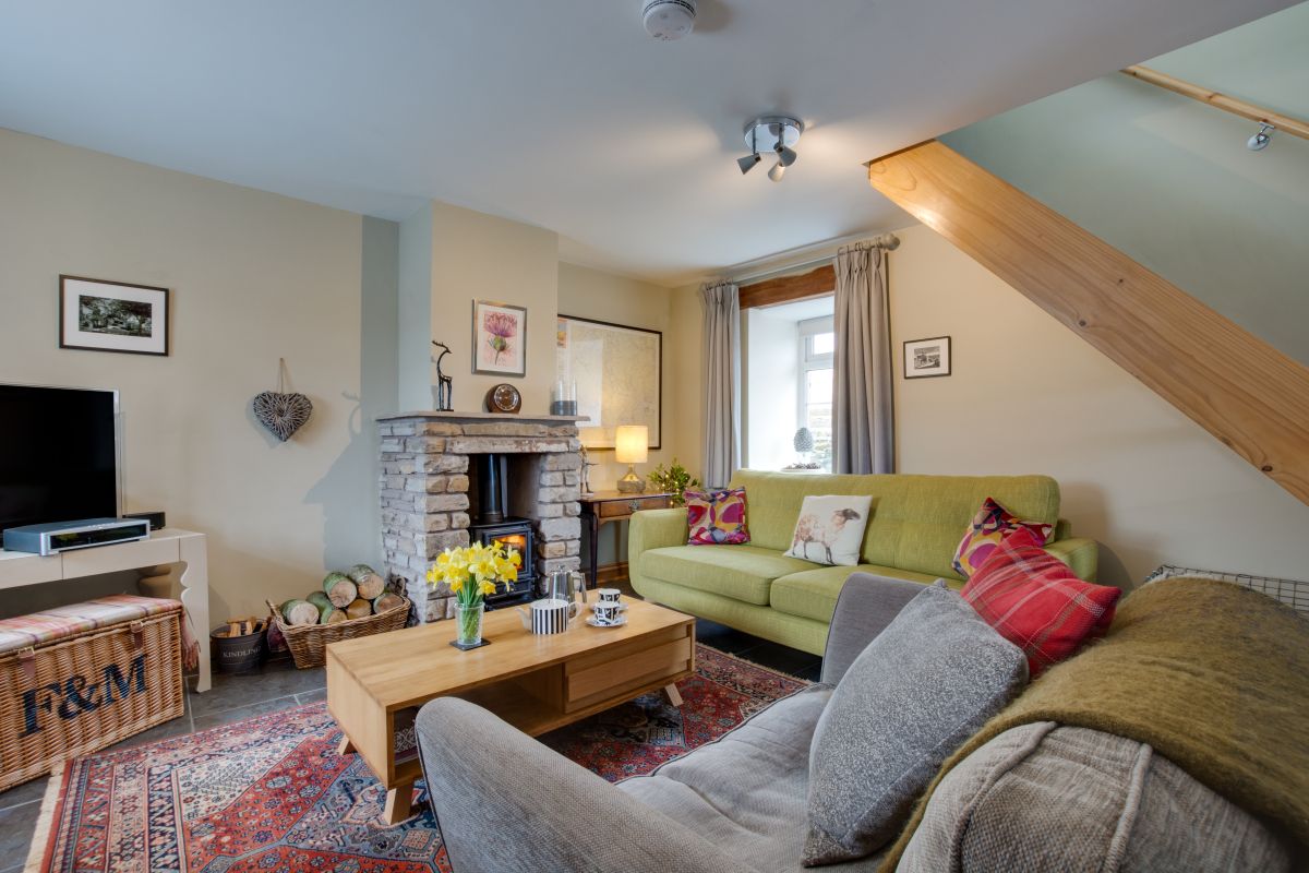 Blades Cottage, listing photograph 2