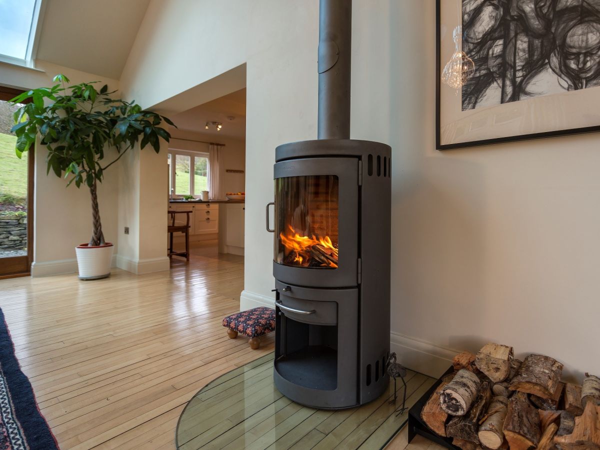 Nethercroft, listing photograph 2