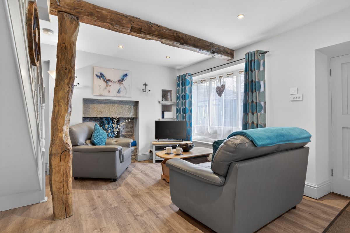 Cartwheel Cottage, listing photograph 6