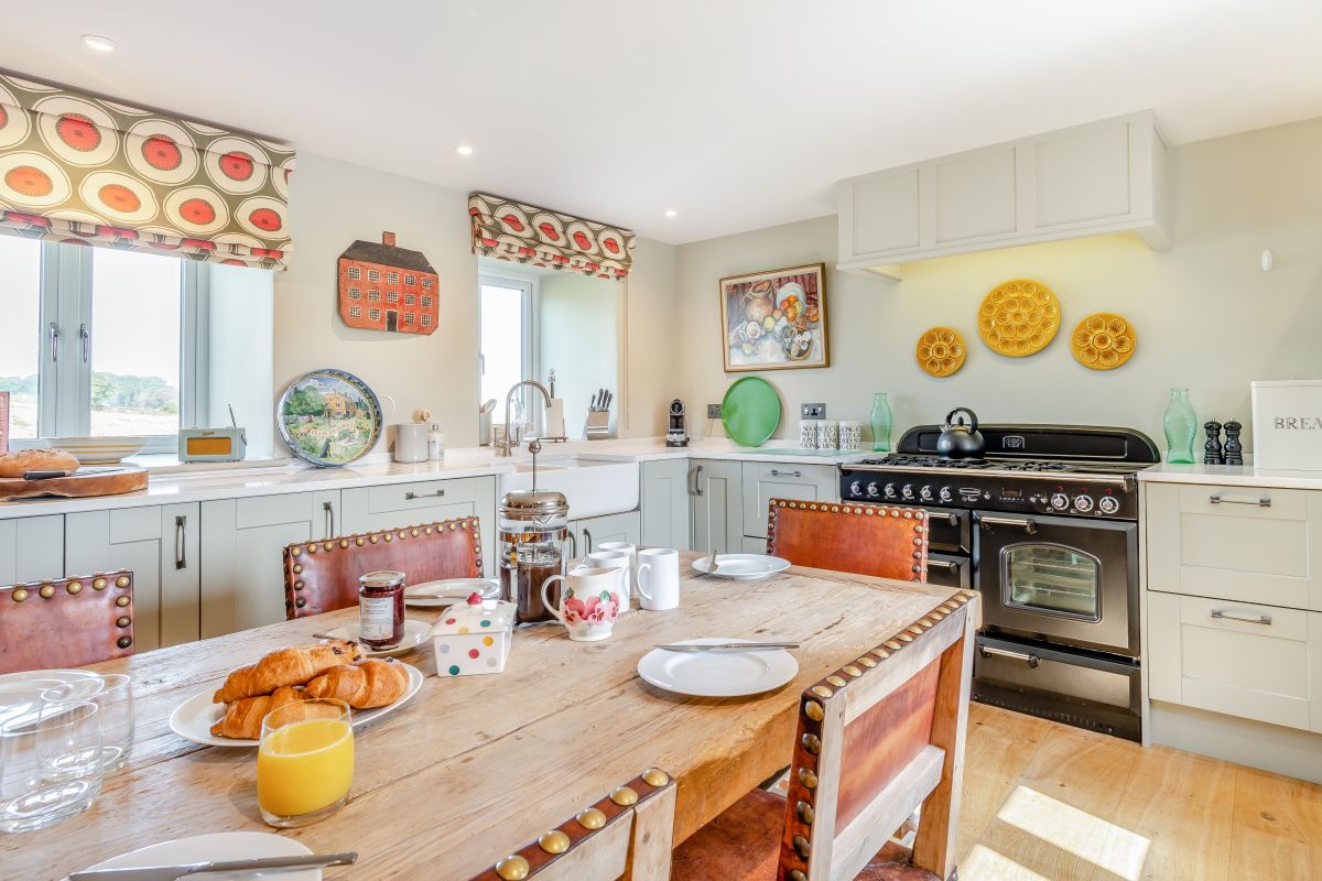 New Harborough Farm, listing photograph 11