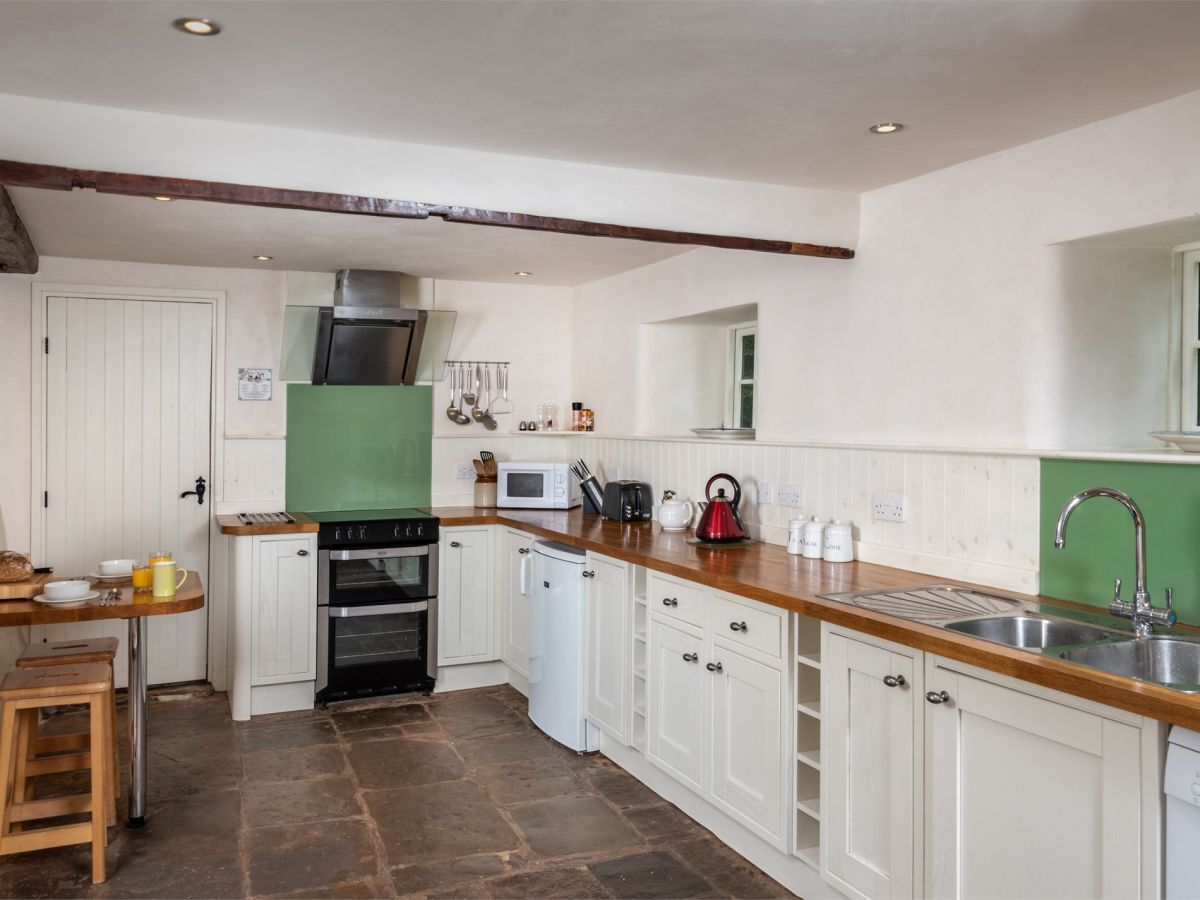 Llwyn-y-neuadd, listing photograph 9