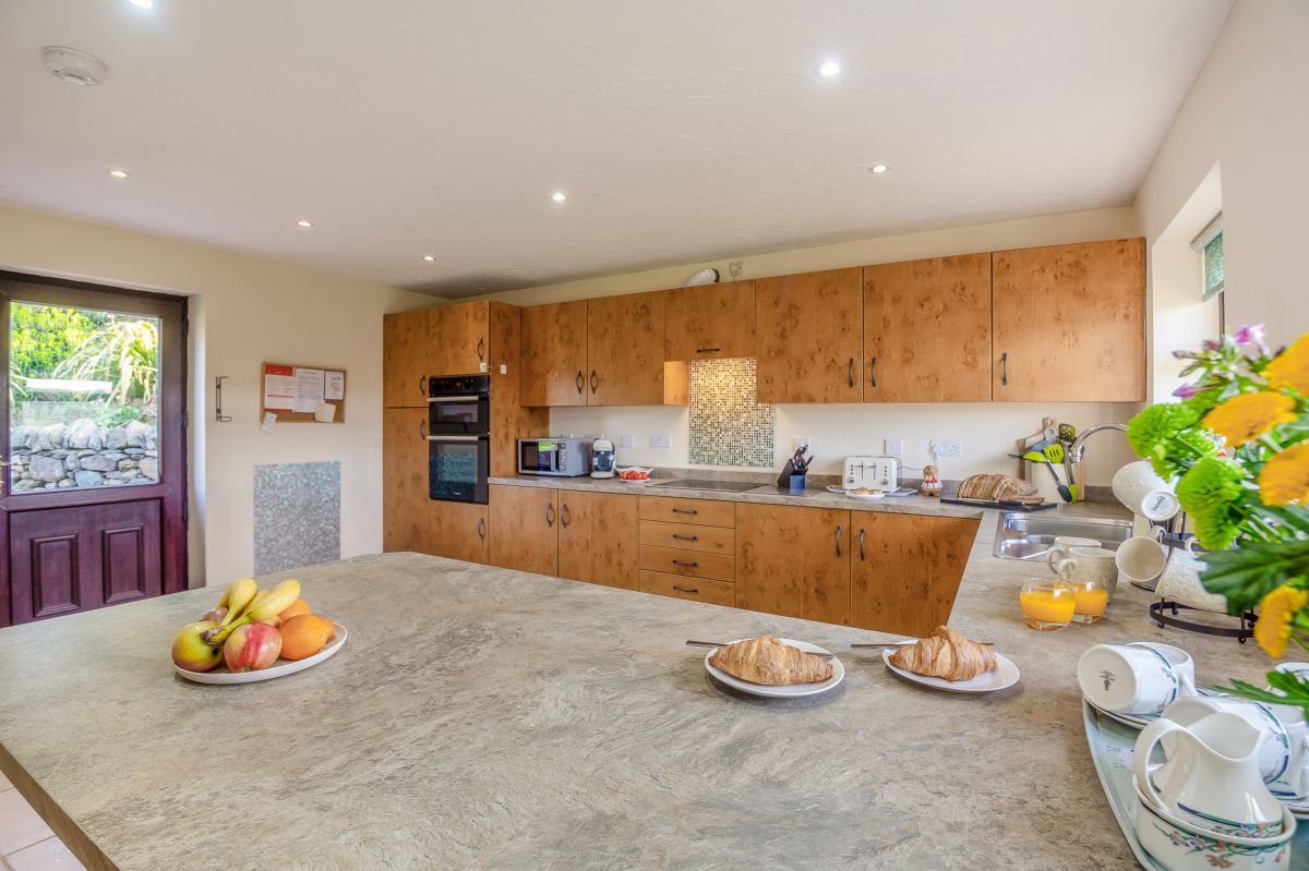 Ffermdy Penrhyn, listing photograph 8