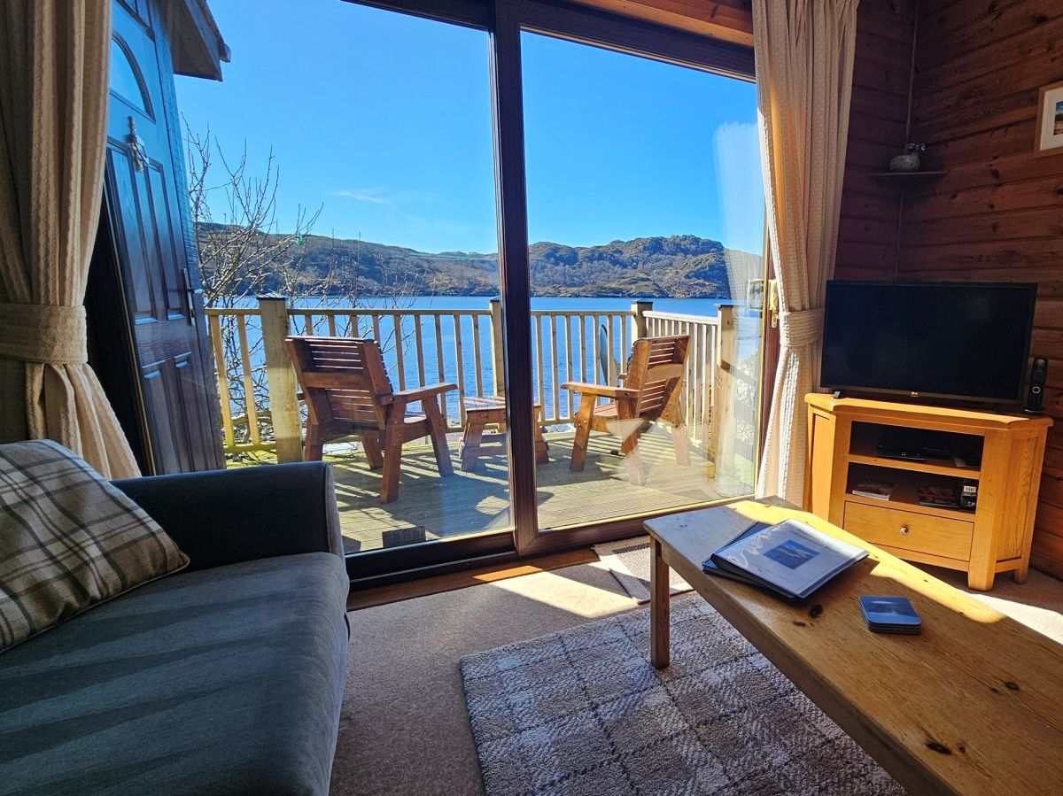 Macleod Chalet, listing photograph 7