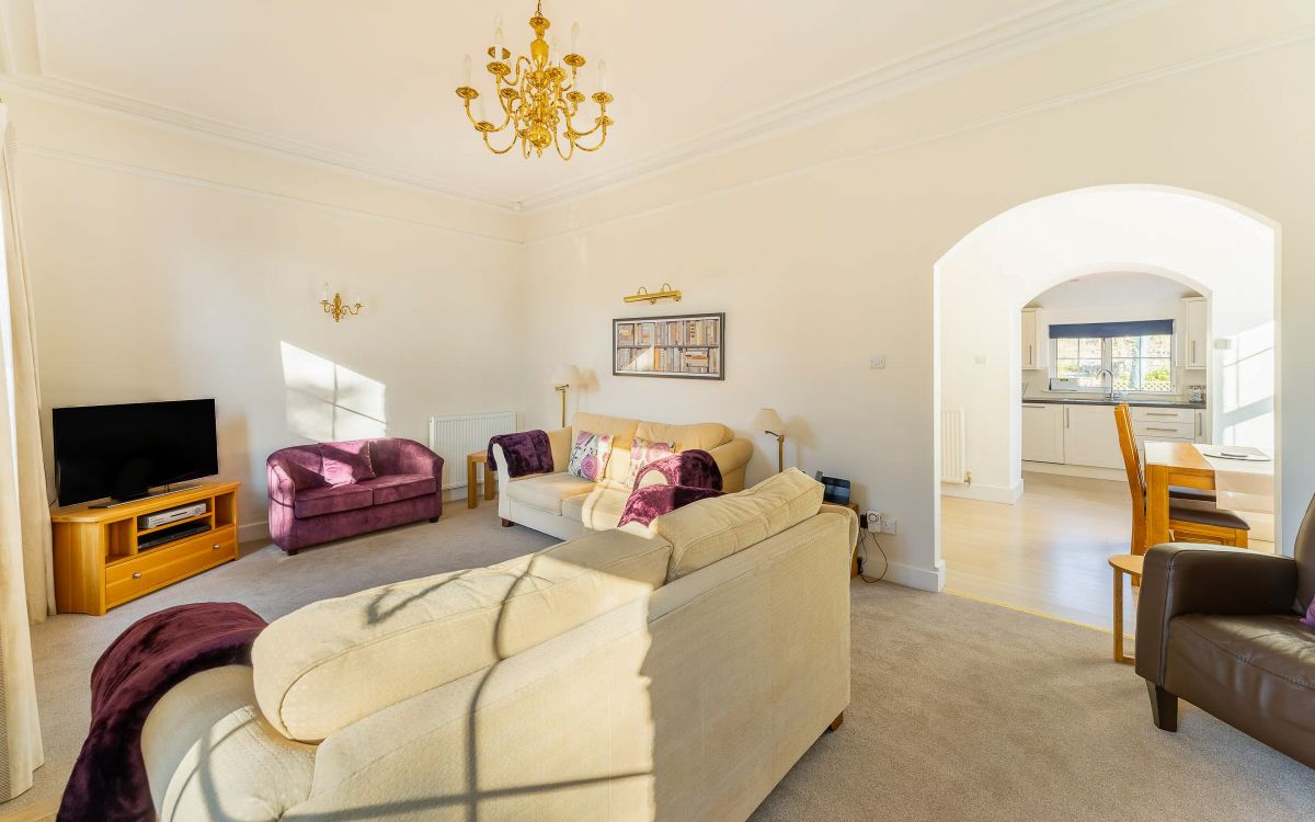 1 Borrans Park House, listing photograph 8