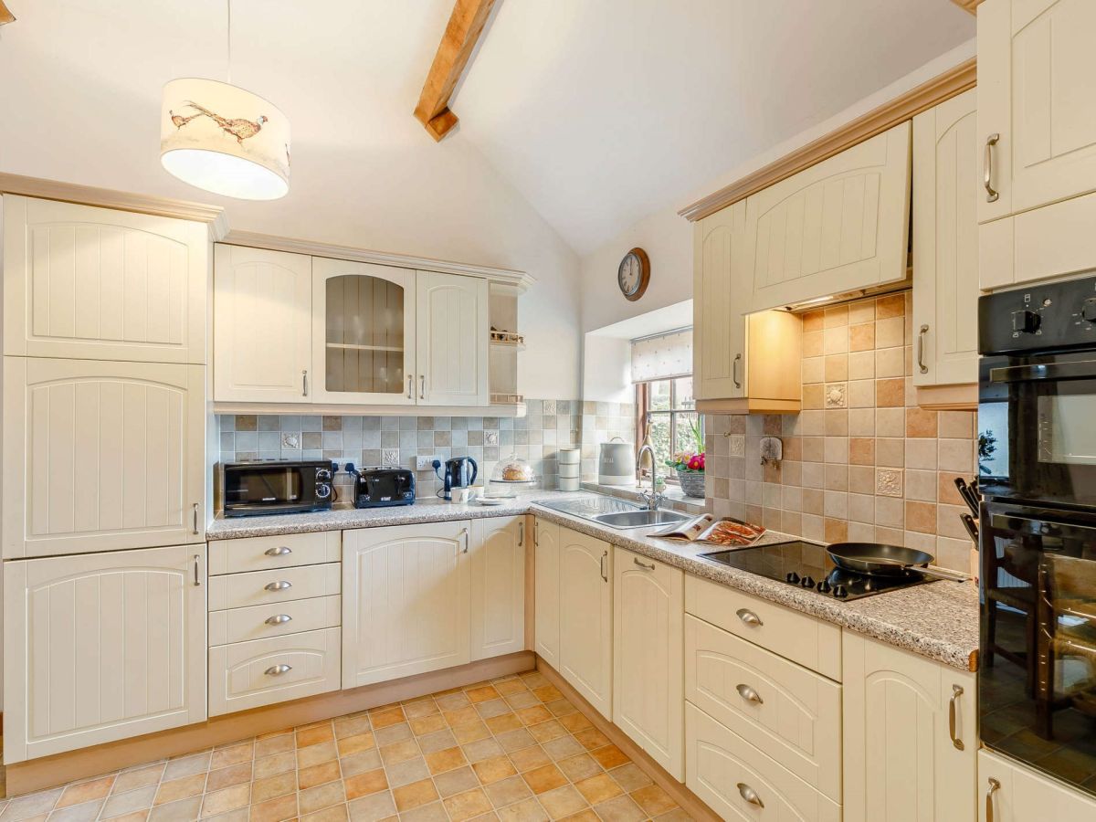 Barn Cottage - Lathkil Dale, listing photograph 4