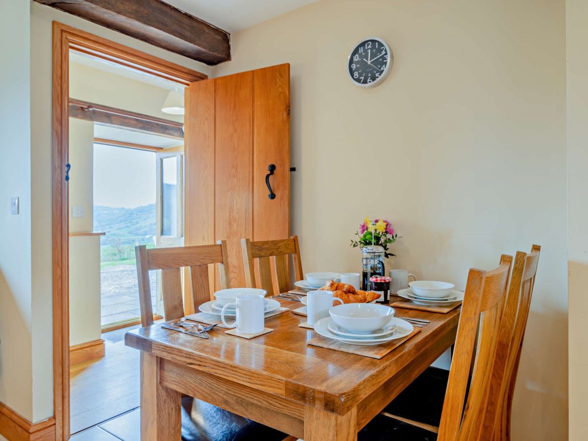 Cynfin Old House, listing photograph 12