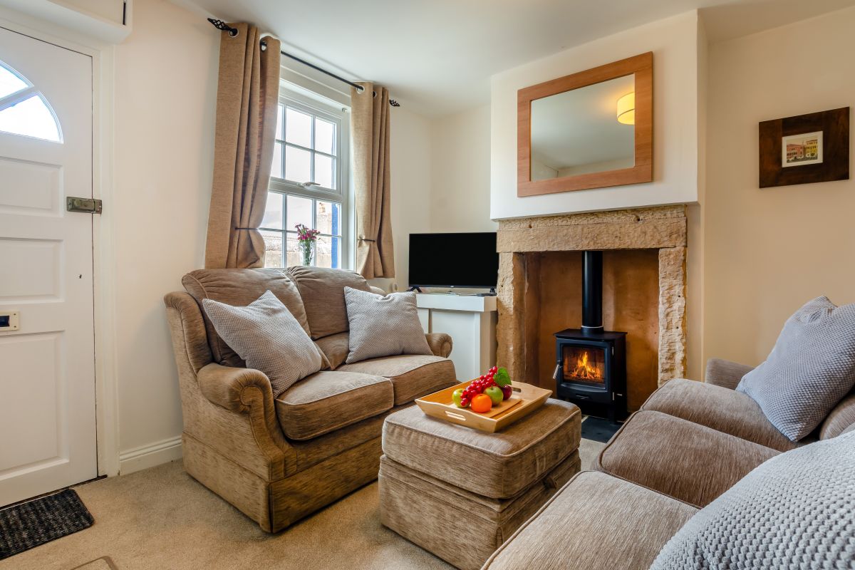 Bluebell Cottage, listing photograph 2